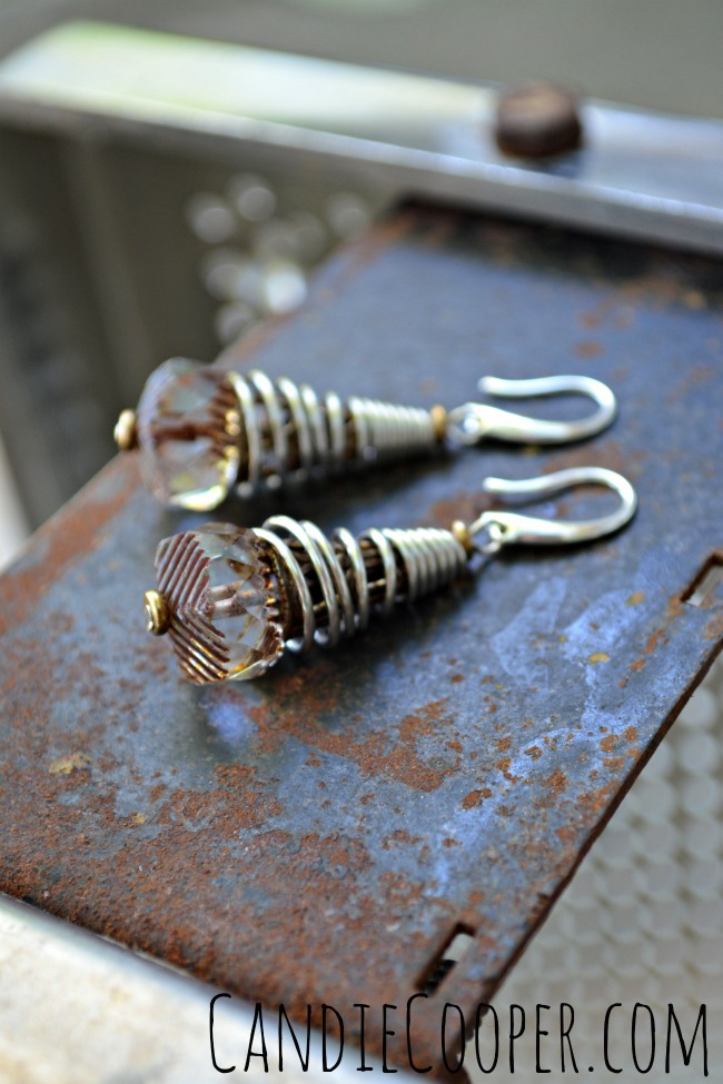 Wire wrapped bead cone tutorial from Candie Cooper using Beadalon's Conetastic tool
