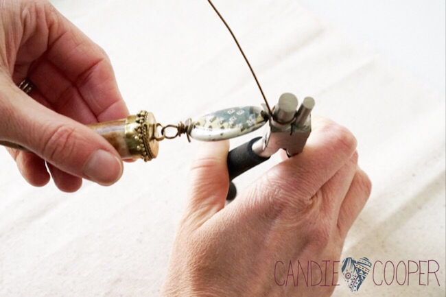How to make a Wire wrapped bead link